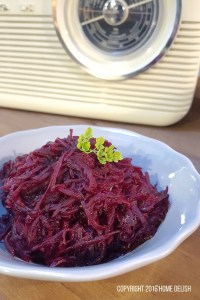 Warm beetroot salad - sałatka z buraków